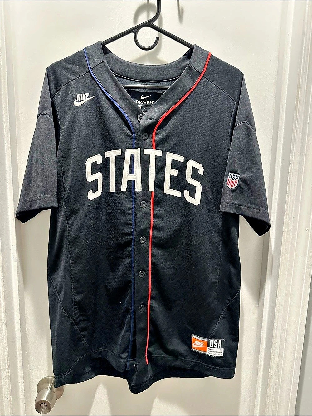 Nike DRI-FIT STATES USMNT Baseball Style Jersey Black. Size Large